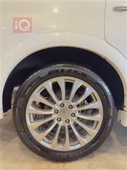 Infiniti QX80